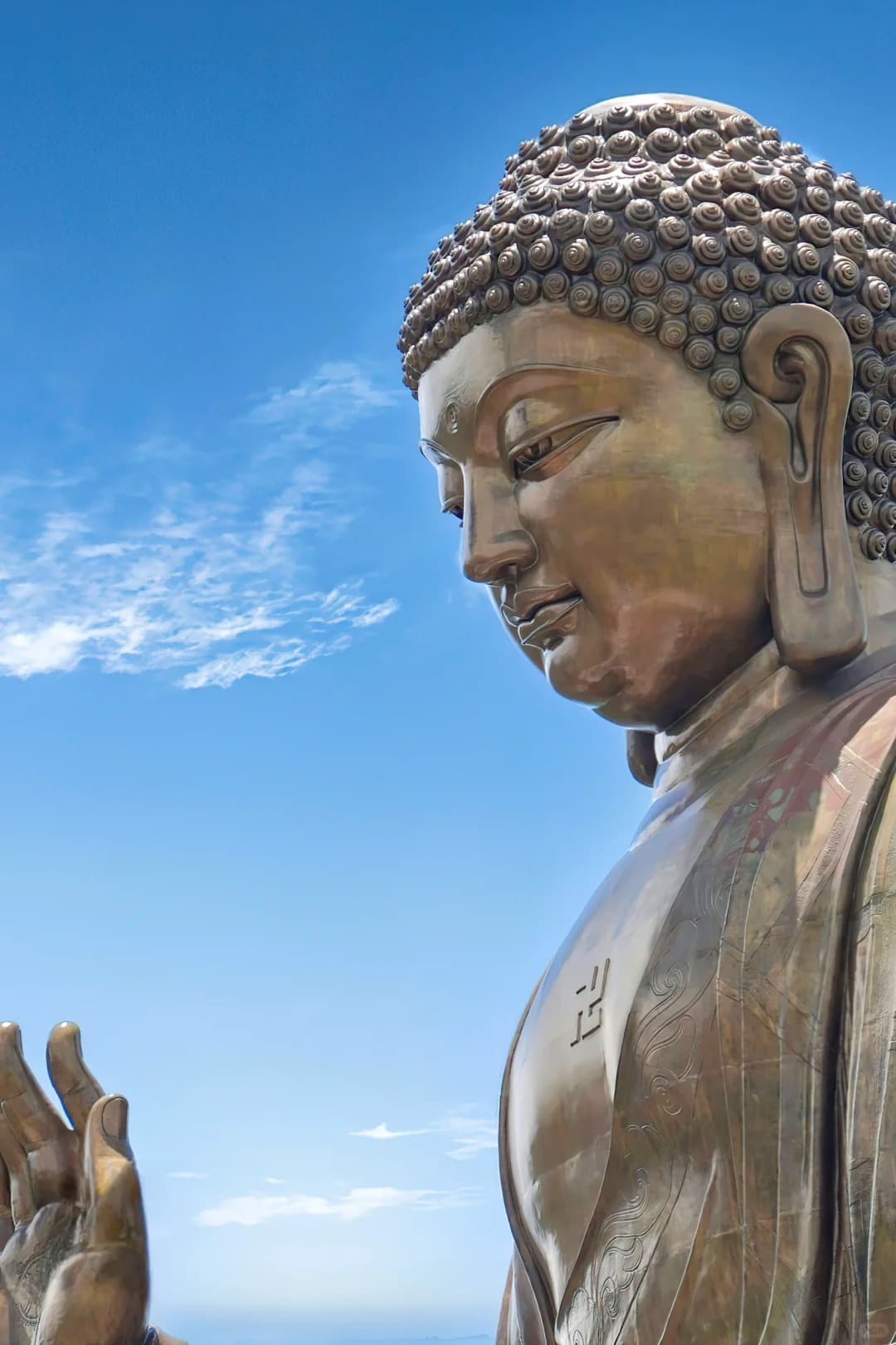 Tian Tan Buddha (Lantau Island)